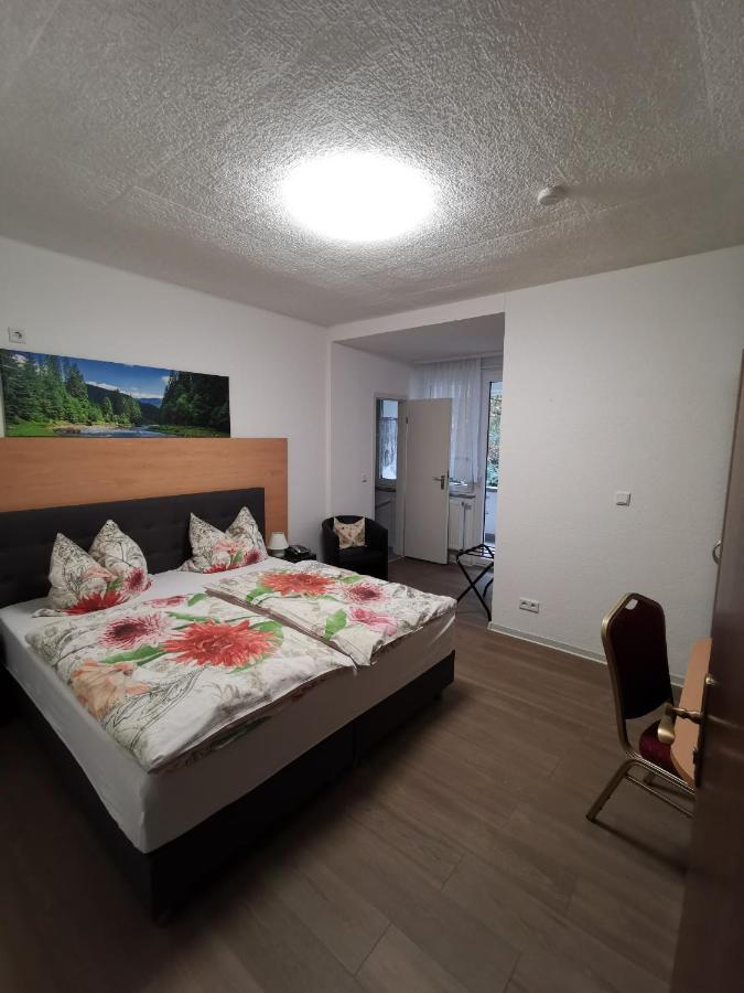 Hotel Pension Wiesenau Salzhausen Dış mekan fotoğraf