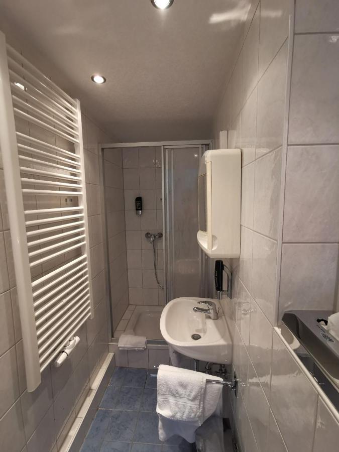 Hotel Pension Wiesenau Salzhausen Dış mekan fotoğraf