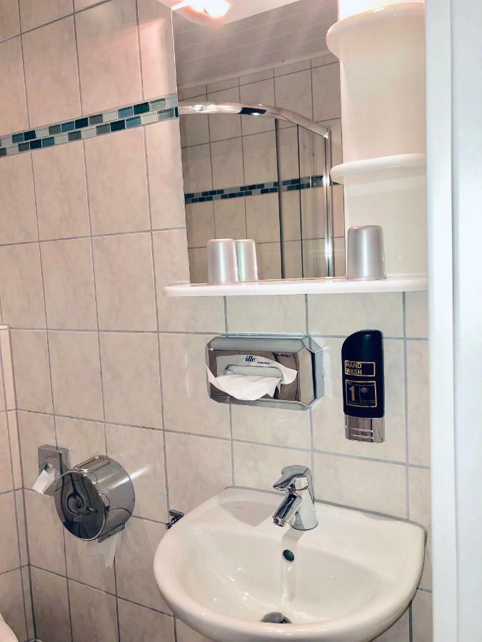 Hotel Pension Wiesenau Salzhausen Dış mekan fotoğraf